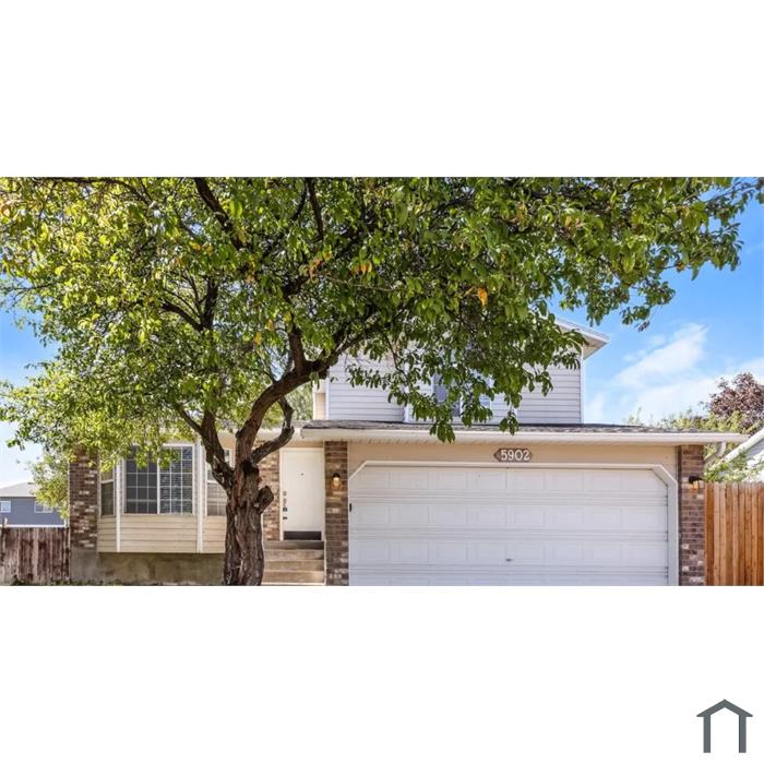 5902 S Woodview Dr