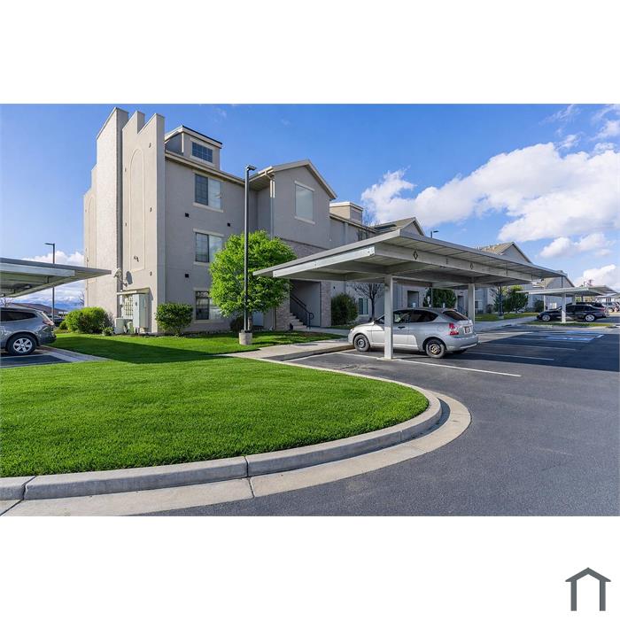 Lakeview Court