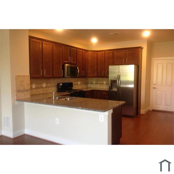 1903 Richmond Hwy
