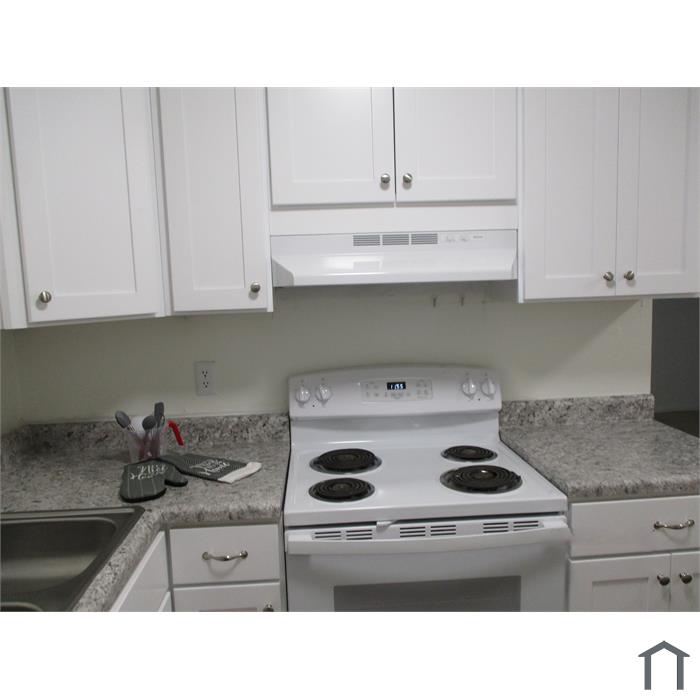 901 Barberton Ct