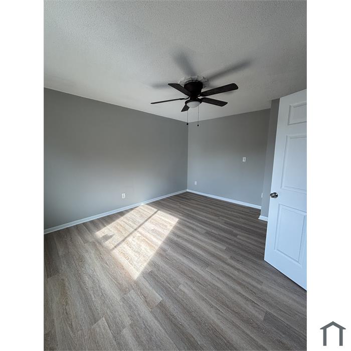 4102 Thistle Cir