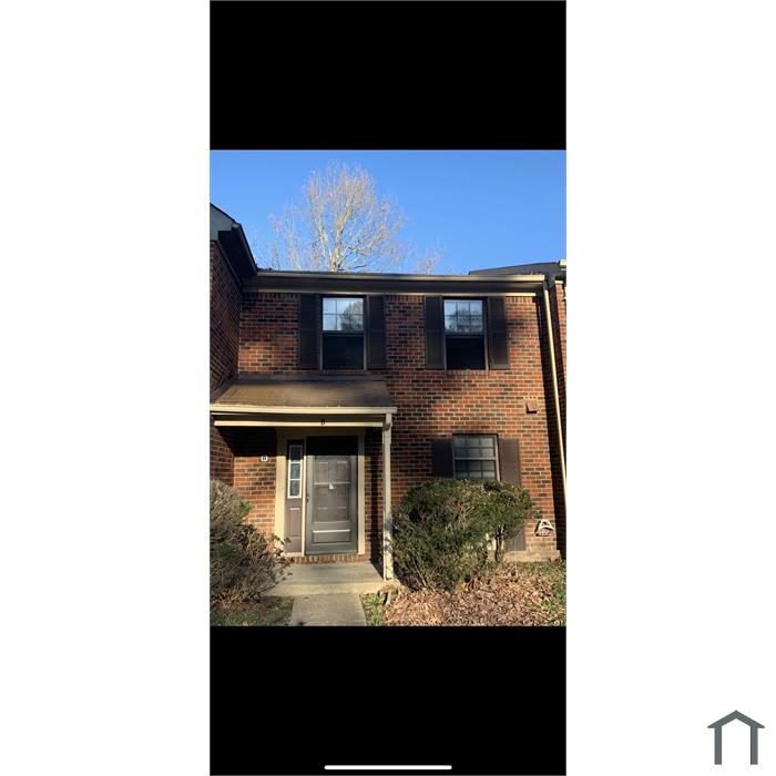 372 Circuit Ln