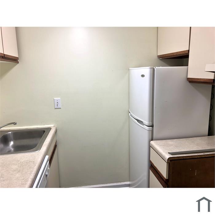 16 Pacific Dr