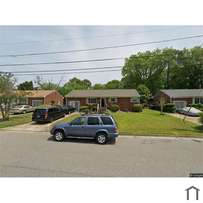 208 Manchester Dr