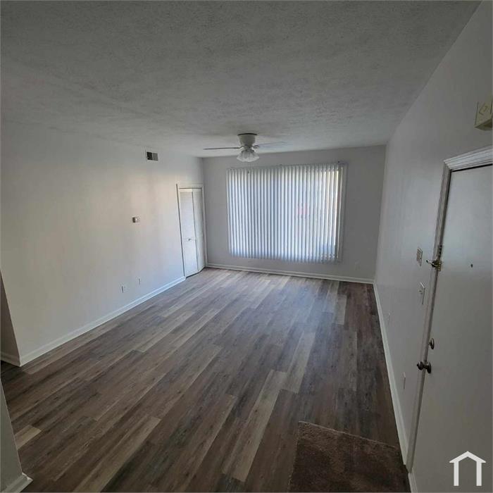 26 Pacific Dr