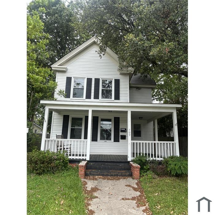 709 E Pembroke Ave