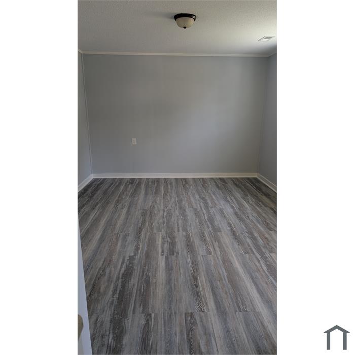 7 N Burch St