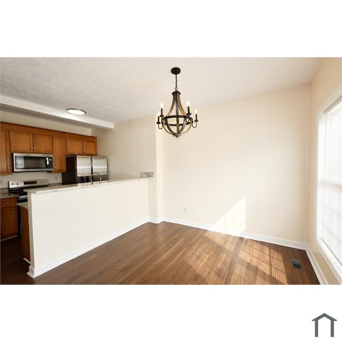 2716 Goyne Loop