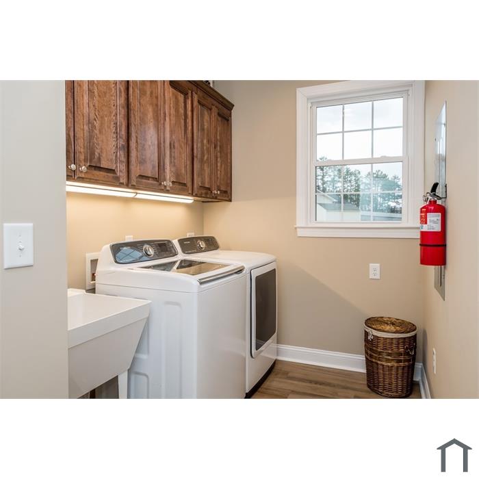 56 Julians Ln