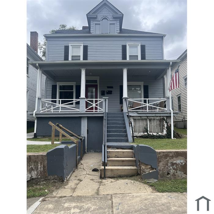 807 Elm Ave SE