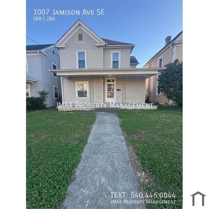 1007 Jamison Ave SE