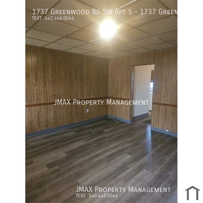 1737 Greenwood Rd SW