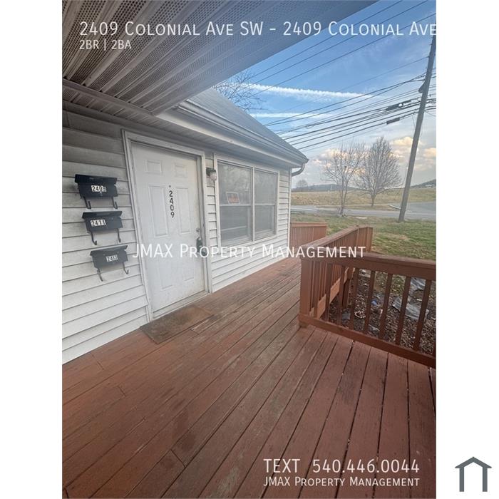 2409 Colonial Ave SW
