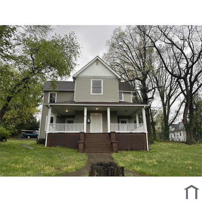 904 Campbell Ave SW