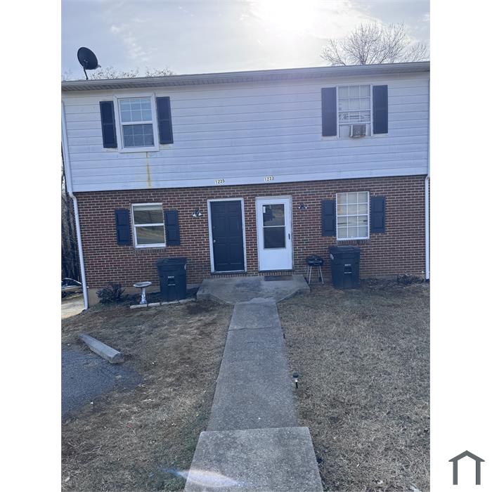 1235 Ruddell Rd