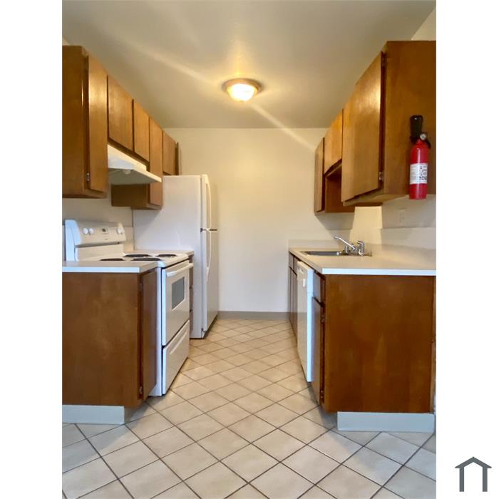 5804 Highway Pl