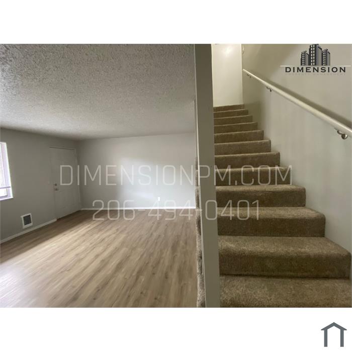 413 Pattison St NE