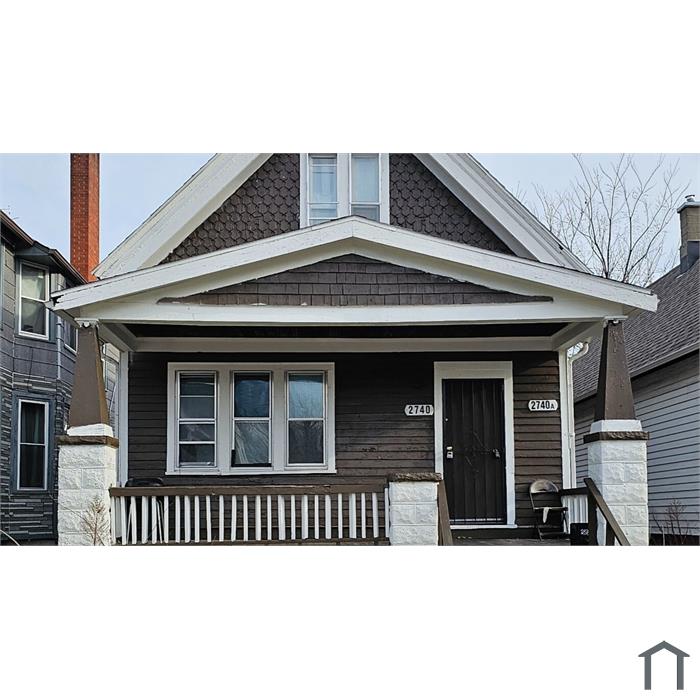 2740 N Buffum St
