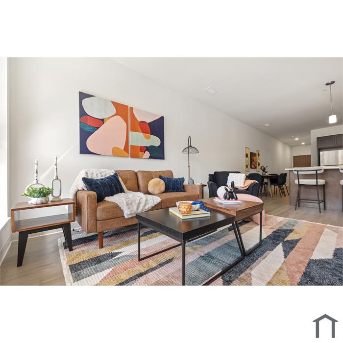 The Flats at 402